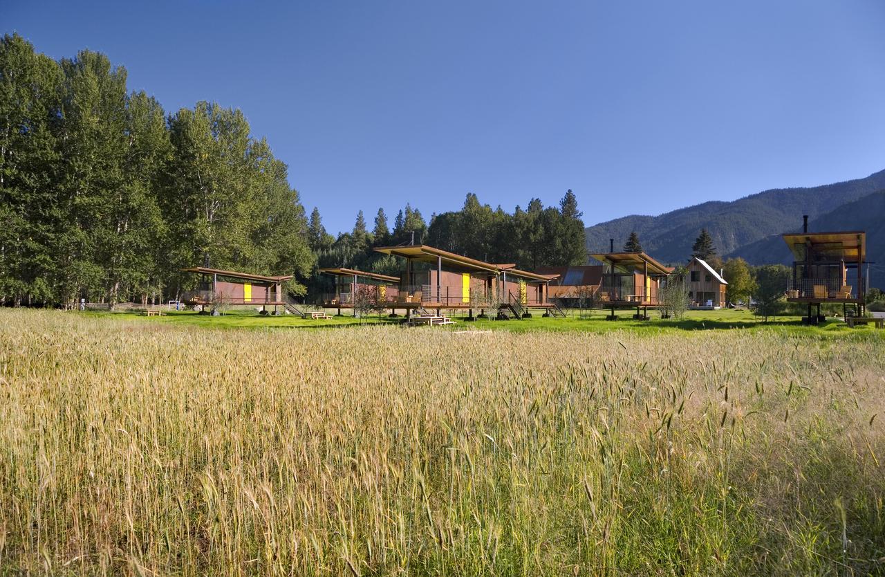 Rolling Huts Villa Mazama Exterior photo